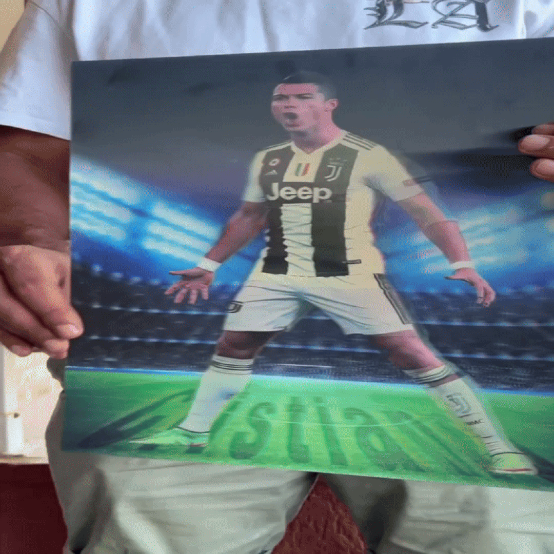 Legends in Motion – 3D Lenticular Art